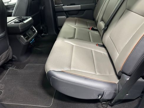 Used 2025 Ford F150 Lariat w/ Equipment Group 501A Mid image 44