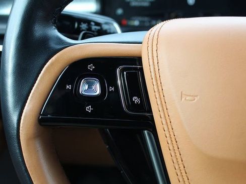 Certified 2023 Lincoln Aviator Black Label w/ Dynamic Handling Package image 16