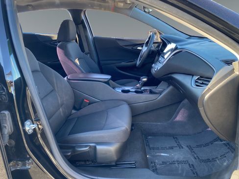 Used 2023 Chevrolet Malibu LT FWD image 15