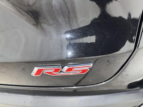 Used 2024 Chevrolet Trax RS w/ Sunroof Package FWD image 33