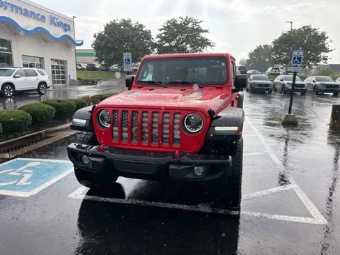 Used 2023 Jeep Gladiator Rubicon w/ LED Lighting Group AWD/4WD image 19