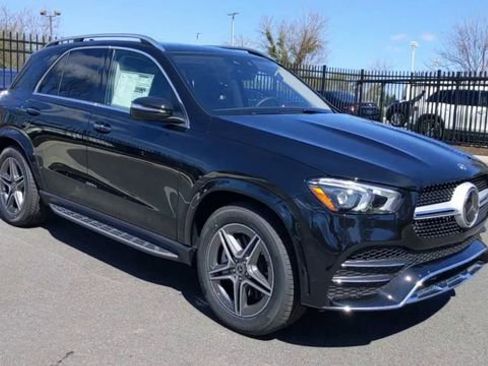 Used 2023 Mercedes-Benz GLE 450 4MATIC image 2