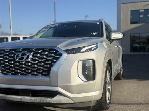Used 2022 Hyundai Palisade Limited AWD/4WD image 13