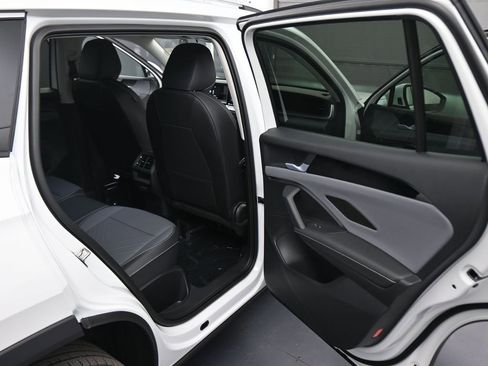 New 2026 Volkswagen Tiguan SE AWD/4WD image 42
