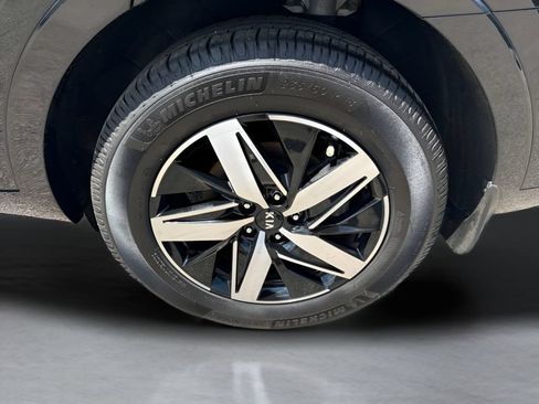 Used 2021 Kia Sorento EX FWD image 36