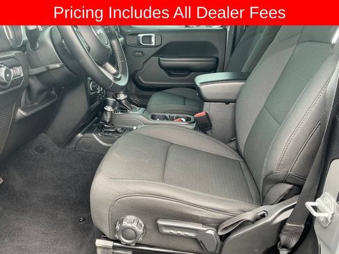 Used 2021 Jeep Wrangler Sport AWD/4WD image 8