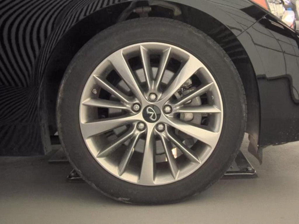 Used 2024 INFINITI Q50 Luxe AWD/4WD image 5