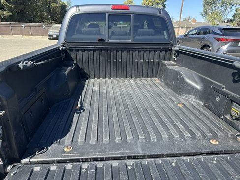 Used 2013 Toyota Tacoma PreRunner w/ TRD Sport Pkg RWD image 9