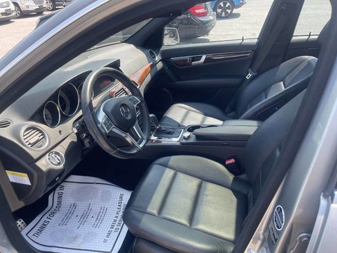 Used 2013 Mercedes-Benz C 250 Sedan image 11