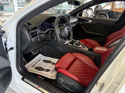 Used 2020 Audi S4 Premium Plus w/ Premium Plus Package AWD/4WD image 9