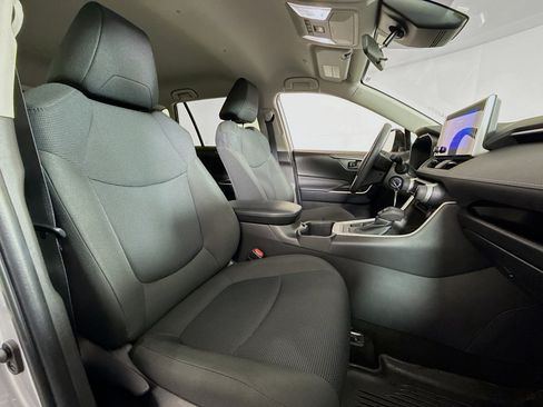 Certified 2023 Toyota RAV4 LE image 24