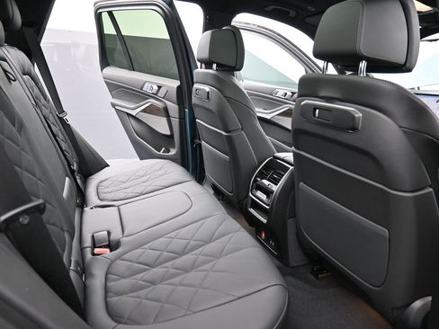 Used 2025 BMW X5 xDrive40i image 19