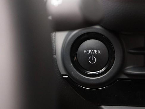 New 2026 Toyota Crown Signia image 19