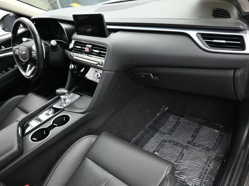 Used 2025 Genesis G70 2.5T RWD image 46