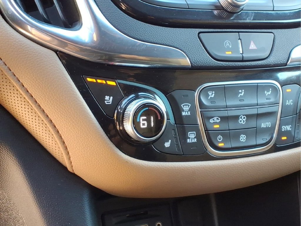 Used 2024 Chevrolet Equinox Premier AWD/4WD image 7