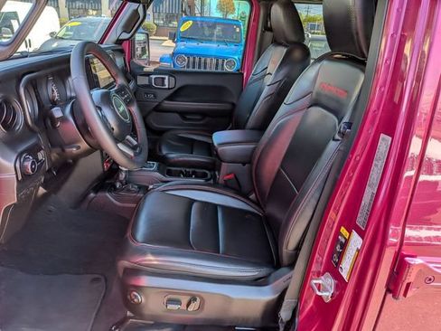 Used 2024 Jeep Wrangler Unlimited Rubicon AWD/4WD image 9