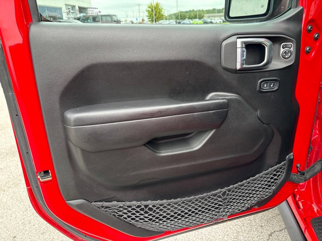 Used 2021 Jeep Wrangler Unlimited Rubicon AWD/4WD image 9