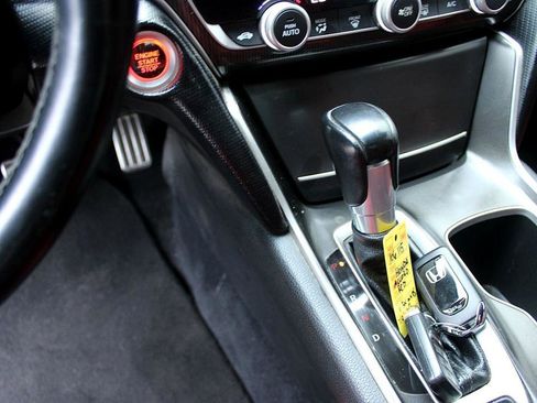 Used 2019 Honda Accord Sport image 12