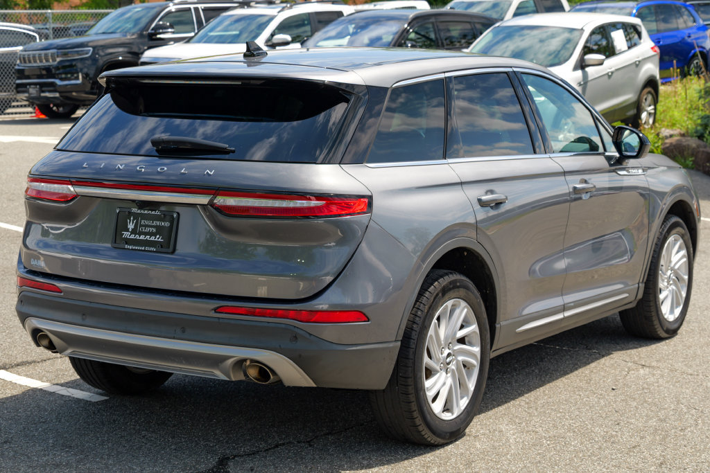 Used 2023 Lincoln Corsair AWD image 7