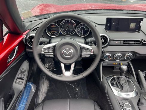 New 2025 MAZDA MX-5 Miata Grand Touring w/ Weather Package image 15