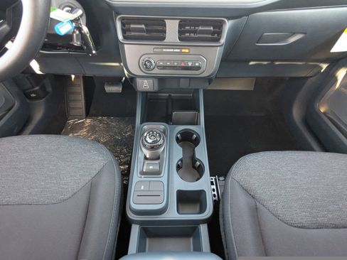 New 2025 Ford Maverick XL image 19