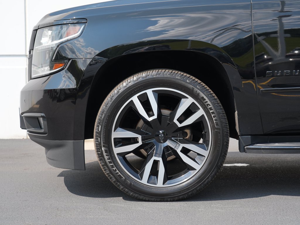 Certified 2020 Chevrolet Suburban Premier w/ RST 6.2L Performance Edition AWD/4WD image 12