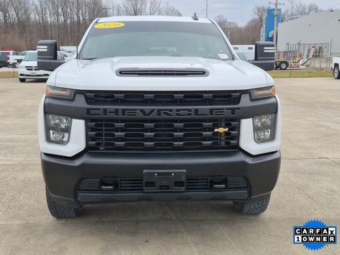 Used 2020 Chevrolet Silverado 2500 W/T w/ WT Convenience Package image 2