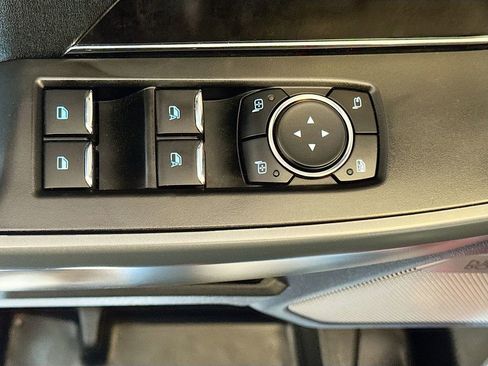 Used 2023 Ford F150 Lariat AWD/4WD image 21
