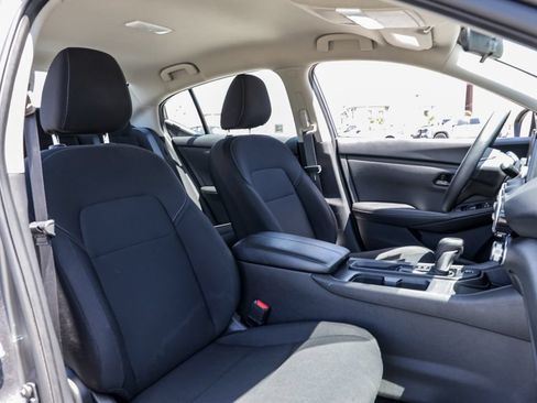Used 2024 Nissan Sentra S FWD image 18