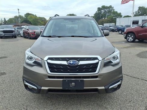 Used 2018 Subaru Forester 2.5i Touring w/ Popular Package #2 image 2