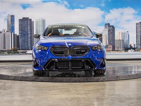 New 2026 BMW M5 image 3