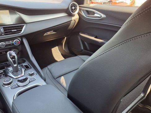 New 2025 Alfa Romeo Giulia w/ Driving Assist Package RWD image 27