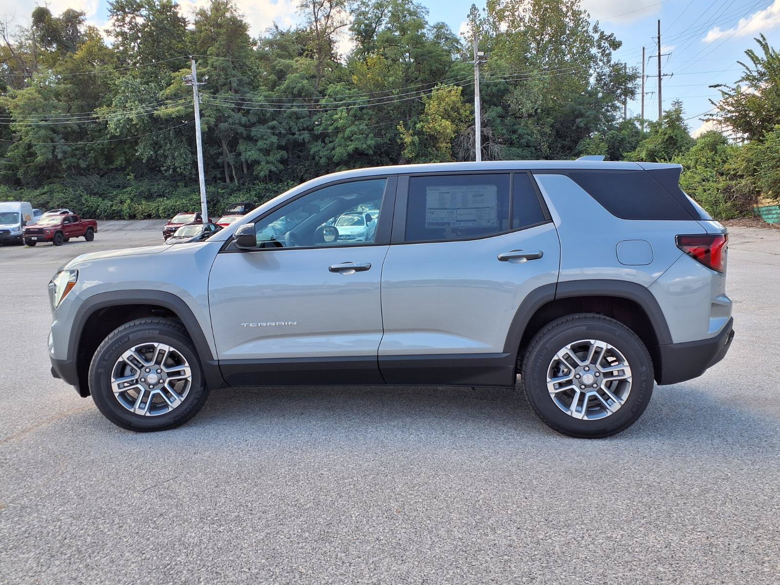 New 2027 GMC Terrain Elevation FWD image 21