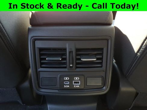 New 2026 Subaru Outback Premium w/ Premium/Limited Package 2 AWD/4WD image 30