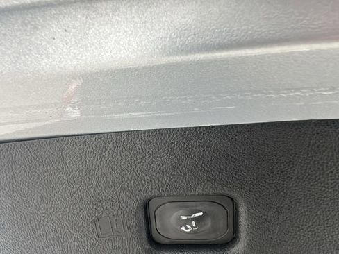 Used 2016 Lincoln MKX Reserve w/ Climate Package image 16