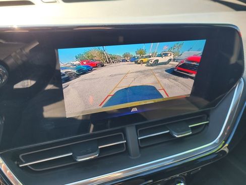 Certified 2024 Chevrolet Trax RS w/ Sunroof Package image 34