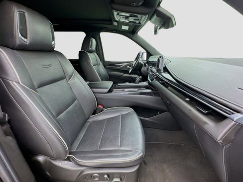 Used 2021 Cadillac Escalade ESV Sport image 20