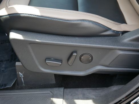 Used 2024 Ford Bronco Wildtrak AWD/4WD image 18