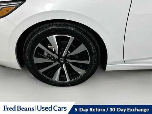 Used 2023 Nissan Sentra SV w/ SV Premium Package image 32