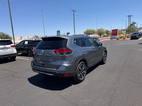 Used 2018 Nissan Rogue SL w/ Premium Package FWD image 5