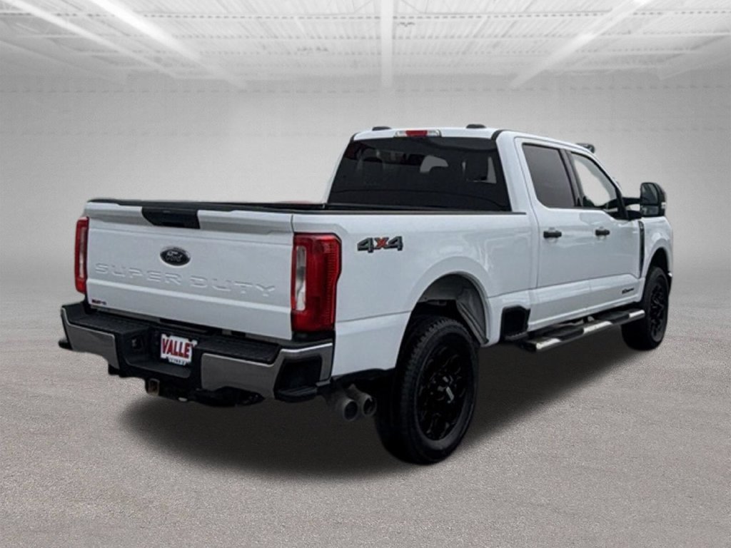 Used 2023 Ford F250 XLT AWD/4WD image 13