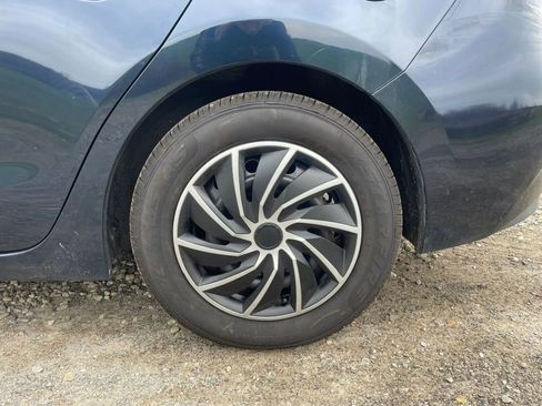 Used 2015 MAZDA MAZDA3 i Sport FWD image 29