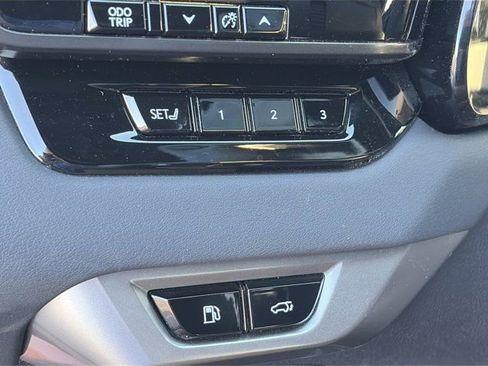 Used 2024 Lexus RX 350 w/ Convenience Package image 45