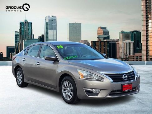 Used 2014 Nissan Altima 2.5 S image 8