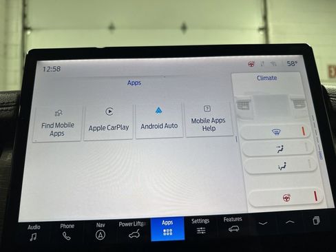 Used 2024 Ford Expedition Limited image 34