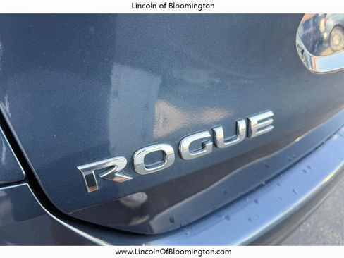 Used 2015 Nissan Rogue SL w/ SL Premium Package image 18