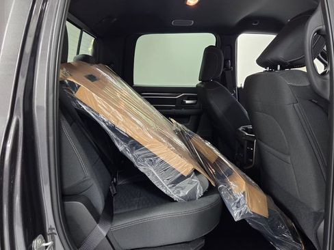 New 2026 RAM 2500 Big Horn AWD/4WD image 14