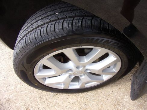 Used 2013 Nissan Rogue SL AWD/4WD image 5