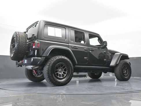 Used 2022 Jeep Wrangler Unlimited Sport w/ Xtreme Recon 35" Tire Package AWD/4WD image 61