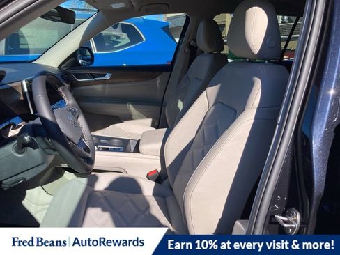 New 2026 Volkswagen Atlas SE image 10